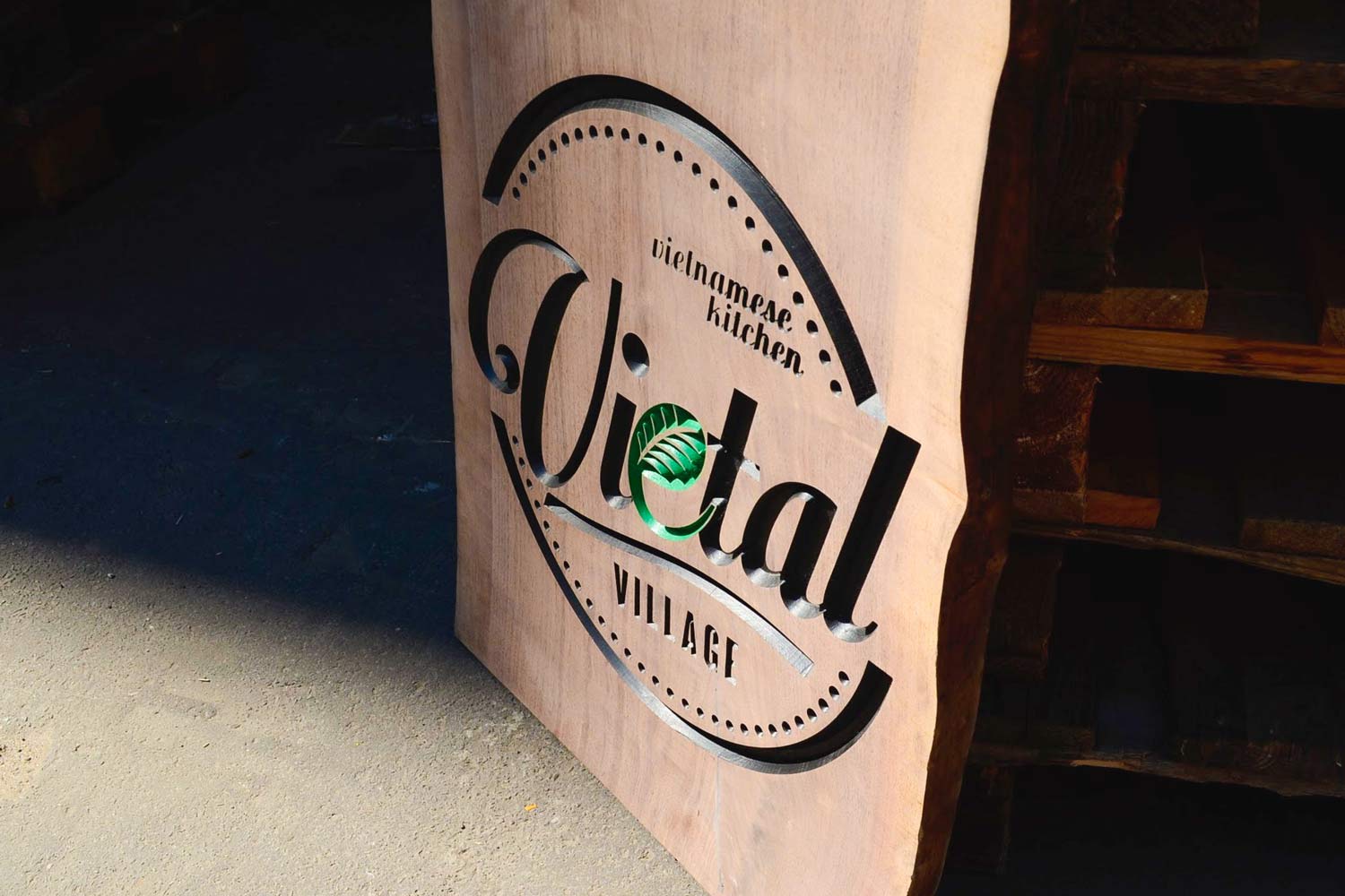 Bild 3D-Buchstaben und Holzschilder mit CNC-Holzfräse - Tischlerei und Tischler aus Berlin Steglitz-Zehlendorf